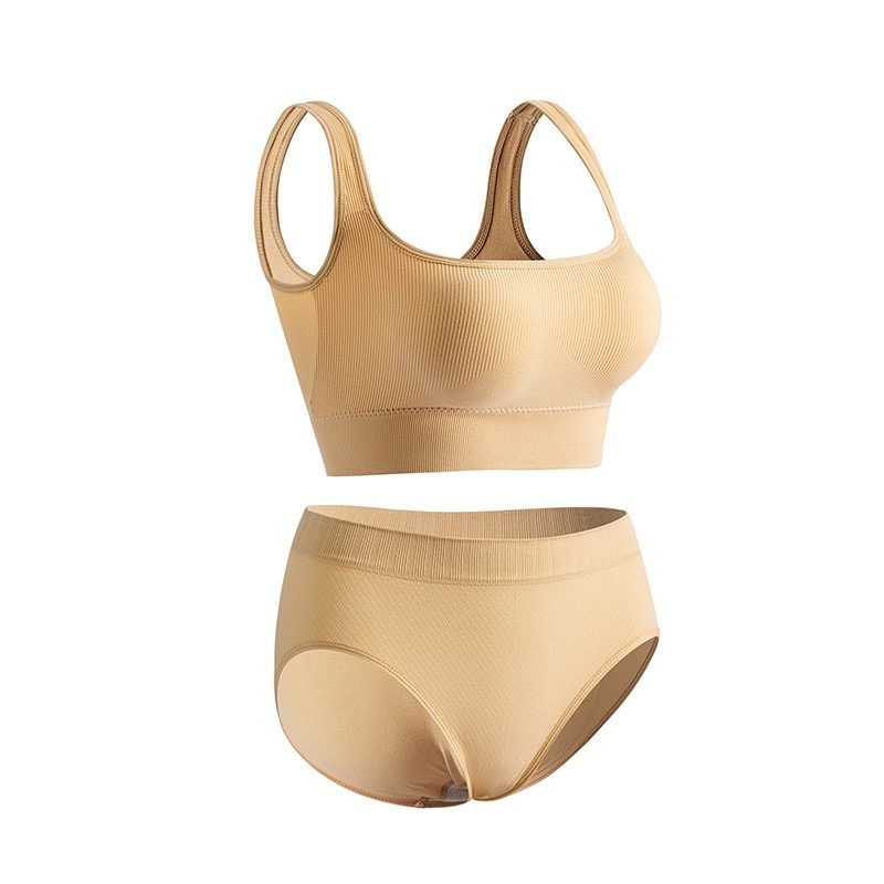 Elegant Lace Wireless Bra Set detail