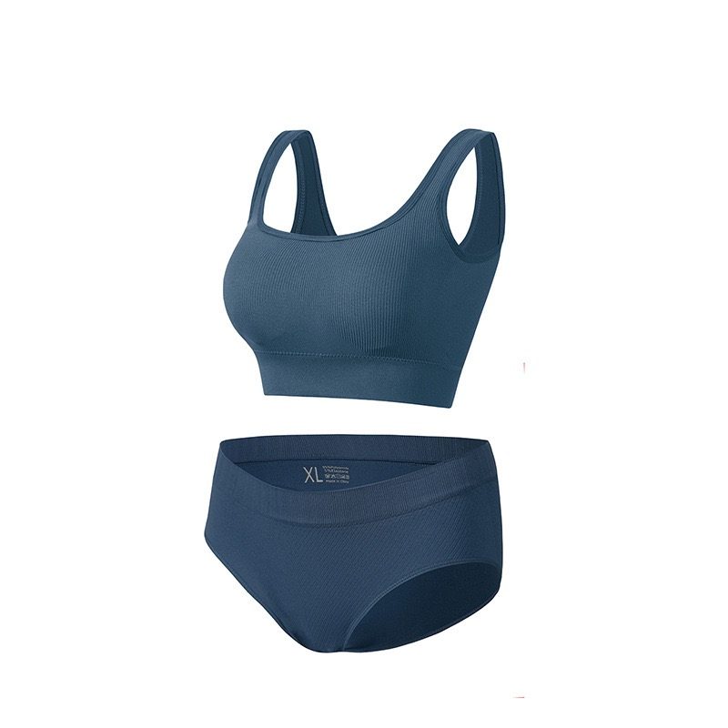 Elegant Lace Wireless Bra Set detail